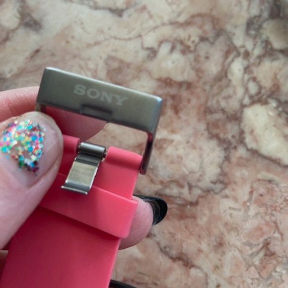 First generation Sony watch band in pink and power cord only *no watch* NEW - Picture 3 of 7